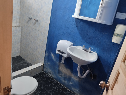 Hermosa Casa Con Terreno Con Todos Los Servicios Basicos, Para Personas Estrictamente Interezadas