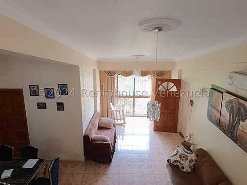 Bello Apartamento En Montalbán En Venta Hh 24-22641