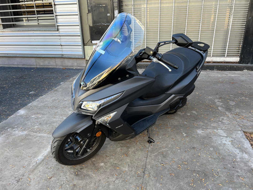 Imagen 2 de 15 de Kymco Xtown 250 Ciar Automotores