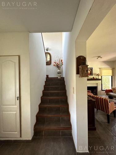Alquiler Temporal - Casa En Sausalito - Bayugar Negocios Inmobiliarios