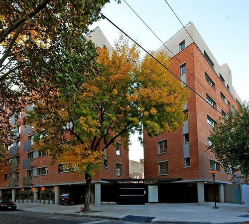 Imagen 27 de 28 de Venta - 4 Ambientes Con Dep Con 2 Cocheras Y Baulera