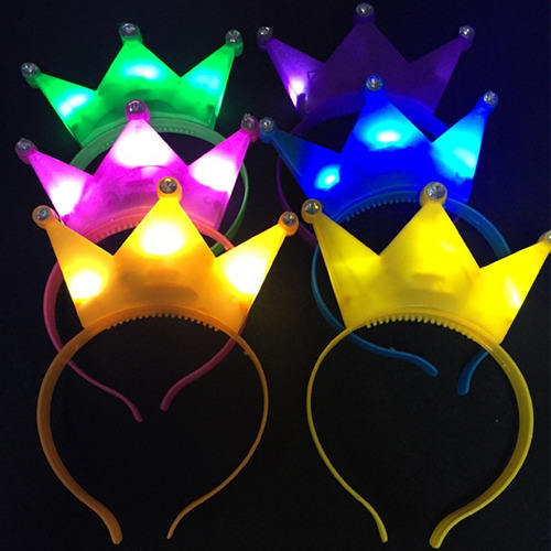 Imagen 3 de 3 de Vincha Corona Led Rey Reina Luminosas X 1 Uni Cotillon Color 6 colores diferentes