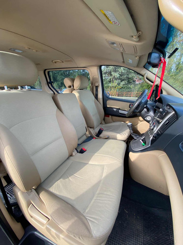 Imagen 7 de 15 de Hyundai H1 2011 2.5 Premium 1 Mt