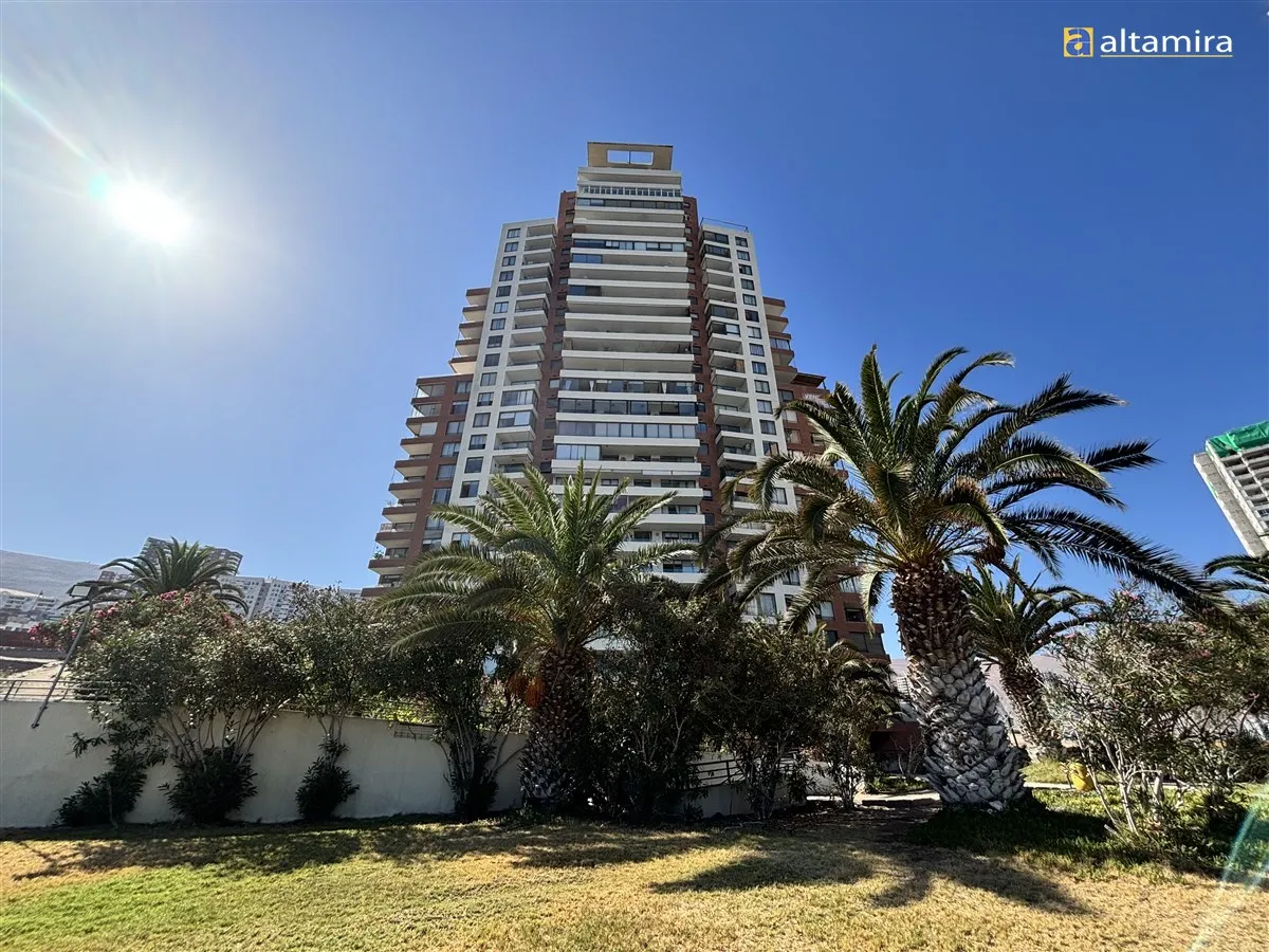 Imagen 1 de 30 de Departamento En Arriendo De 3 Dorm. En Iquique