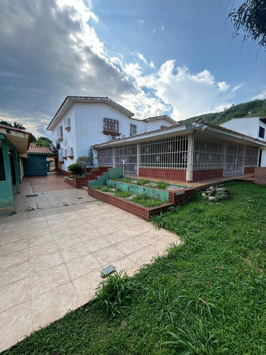 Josseyris Jimenez Vende Casa En La Viña