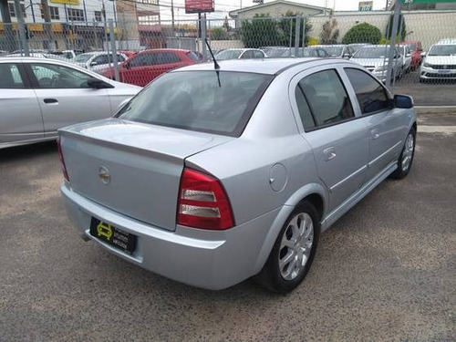 Chevrolet Astra 2.0 Mpfi Advantage Sedan 8v Flex 4p Manual