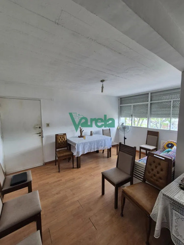 Venta Apartamento 2 Dormitorios Proximo Antel Arena