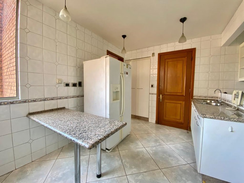 Penthouse Dúplex Vitacura: Lo Curro / Vía Aurora