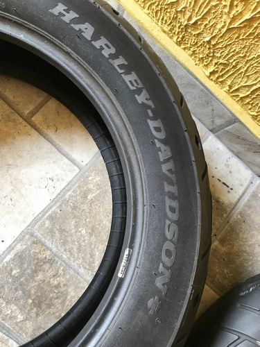 Par Pneu Moto Michelin Scorcher 31 130/80 B17 + 180/70 B16 (Usado)