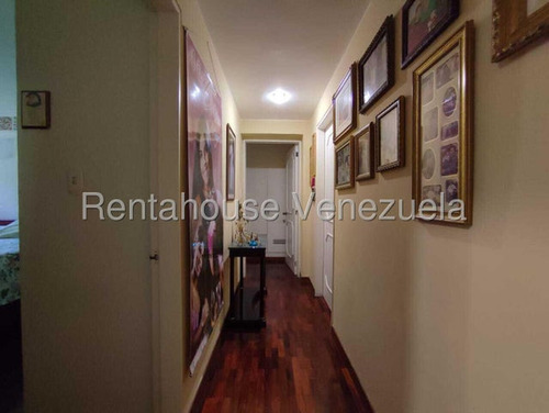 Apartamenot En Venta En El Peñon 25-10877