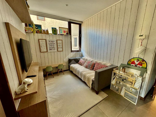 Departamento En Venta De 3 Dorm. En Lo Barnechea