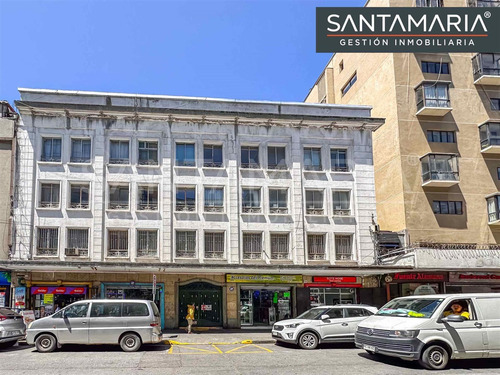 Departamento En Venta De 5 Dorm. En Concepción