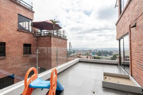 Apartamento En Venta En Bosque De Pinos. Cod V2955