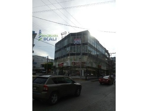 Imagen 3 de 23 de Renta De Piso Para Oficina Centro Tuxpan Veracruz. Excelente Espacios Para Oficinas En Avenida Principal Benito Juarez No. 39 Colonia Centro Del Municipio De Tuxpan Veracruz. En La Zona Comercial Del