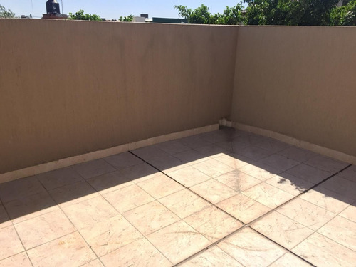 Imagen 14 de 18 de Departamento De 2 1/2 Ambientes En San Justo