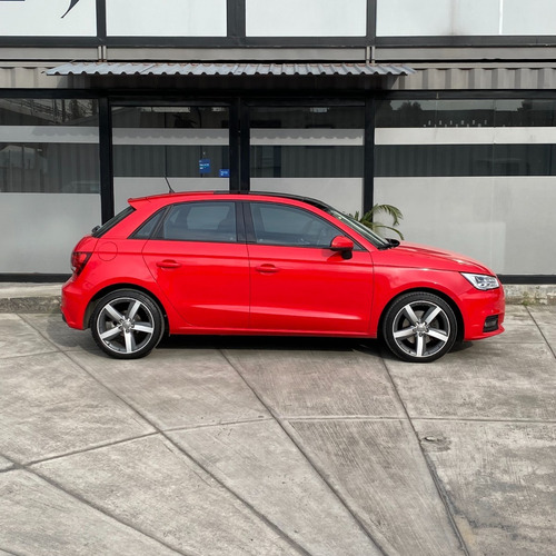 Imagen 4 de 13 de Audi A1 1.4 Sportback
