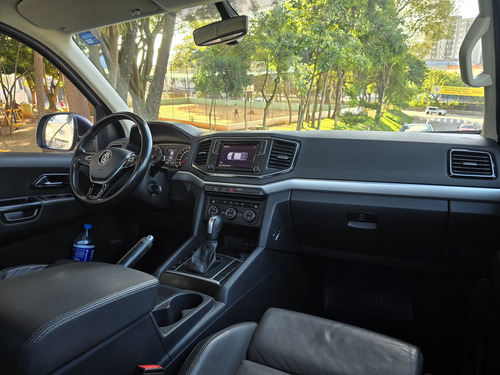 Volkswagen Amarok 3.0 Highline Cab. Dupla V6 4x4 Aut. 4p 8 marchas