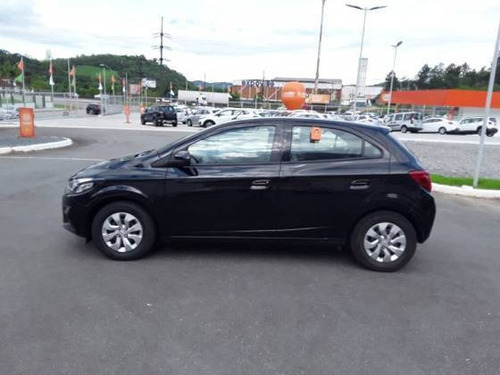 Chevrolet Onix 1.0 Mpfi Lt 8v Flex 4p Manual
