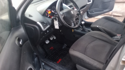 Peugeot 207 1.6 Xt