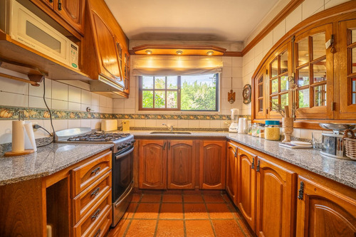Venta Casa En Bella Vista En Barrio Cerrado