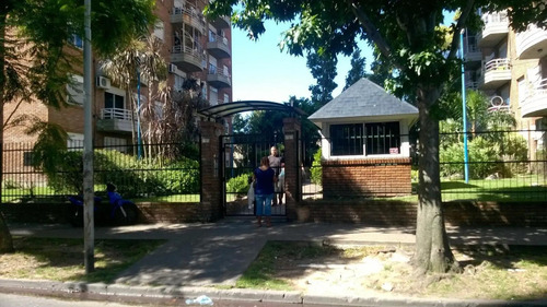 Departamento En Venta - 2 Dormitorios 1 Baño - 53mts2 - Avellaneda