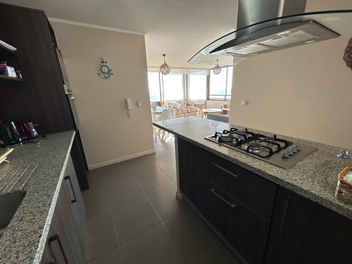 Vende Departamento 3 Dorm. 2 Baños, Primera Linea De Playa.