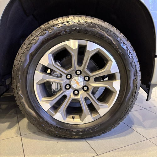 Chevrolet Silverado Chevrolet Silverado High Country V8 Automatica V8 5.3N 360CV