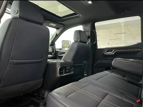 Chevrolet Silverado 5.3 V8 High Country