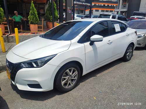 Nissan Versa 1.6 Sense