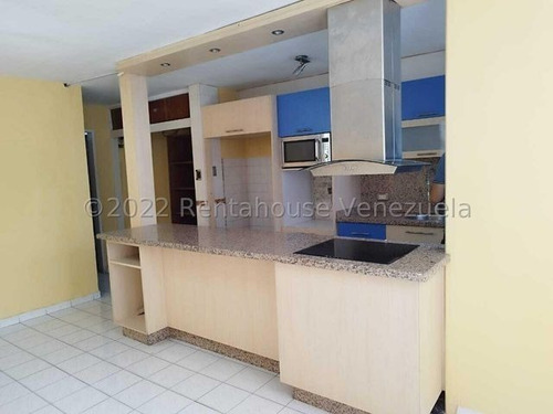 Imagen 10 de 30 de * Apartamentos En Venta * Zona Centro Barquisimeto, Lara, Codigo # 23-11704 Mas Informacion :: 412 - 1498654 , Katty Vasquez Rentahouse Co.