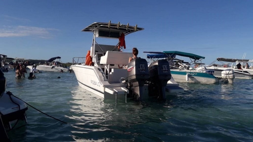Robalo 2100 22,5 Pies