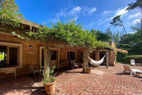 Imagen 4 de 8 de Casa En La Zona Del Golf, Ideal Para Vivir Todo El Año. Punta Del Este