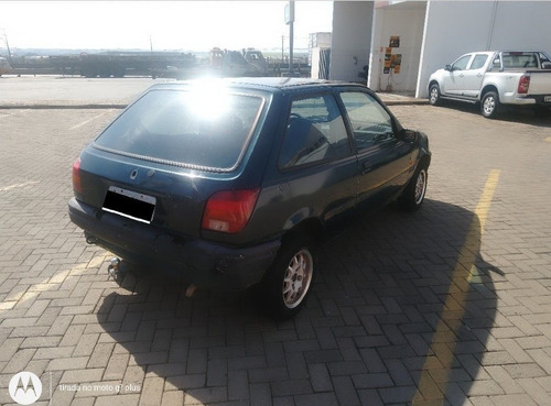 Imagem 2 de 8 de Ford Fiesta 1.0