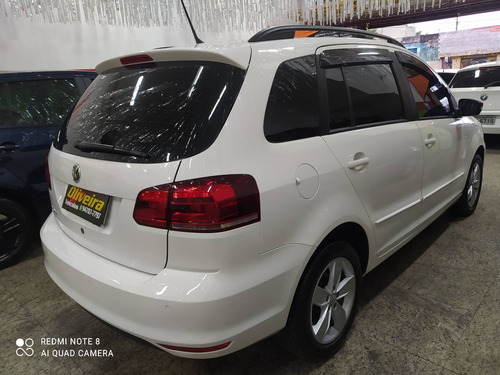 Imagem 13 de 15 de Volkswagen Spacefox 1.6 Msi Trendline 8v Flex 4p Manual