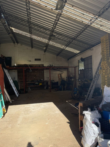 Campo De 11 Hectáreas Dividido En 5 Potreros Excelente Para Ganaderia En Rocha