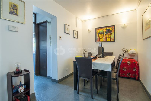 Departamento En Venta De 2 Dorm. En Providencia