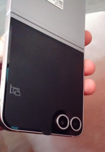 Samsung Z Flip 6 Gris