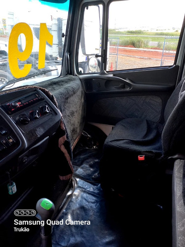 Imagem 2 de 12 de Mercedes Benz Atron 1635