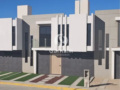 Casa En Venta En Altavissta Residencial, Pachuca, Hgo.