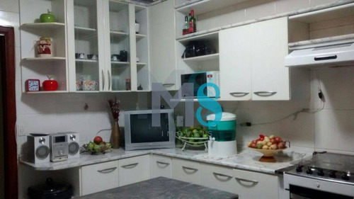 Imagem 9 de 11 de Apartamento - Edifício Lirios - Ap0101