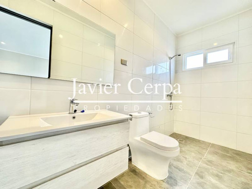 Casa Nueva Con Acceso Controlado