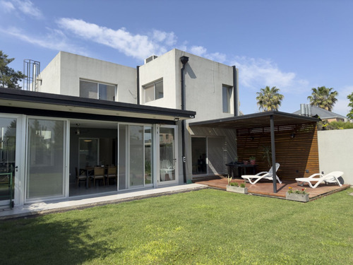 Imperdible Casa En Fisherton!