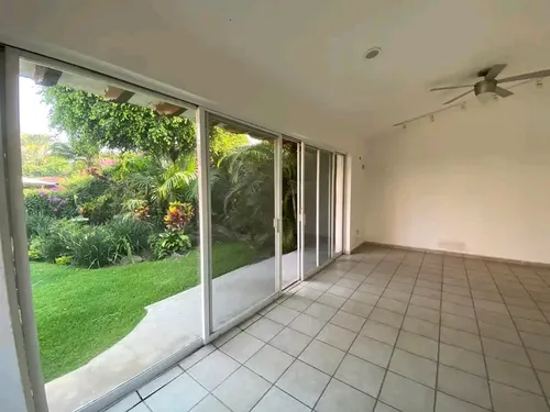 Casa Con Vigilancia Zona Tranquila Cerca Del Camino Real Sum