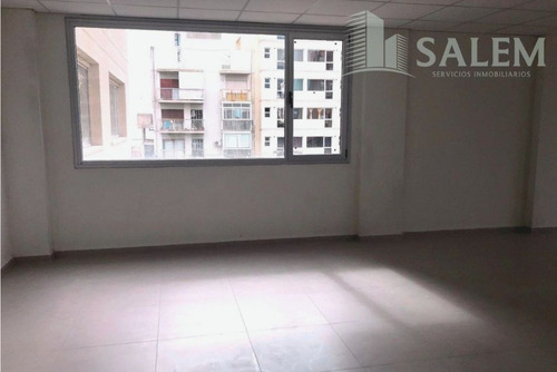 Imagen 3 de 8 de Oficina En Alquiler Ubicado En Área Centro Este