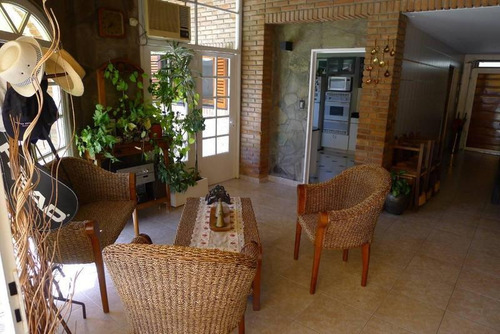 Imagen 17 de 29 de Barrio Parque Saavedra-magnífico Chalet Con Parque Y Piscina! Impecable Estado!