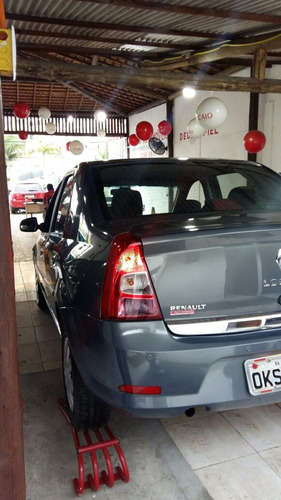 Renault Logan 1.0 16v Authentique Hi-flex 4p 2013