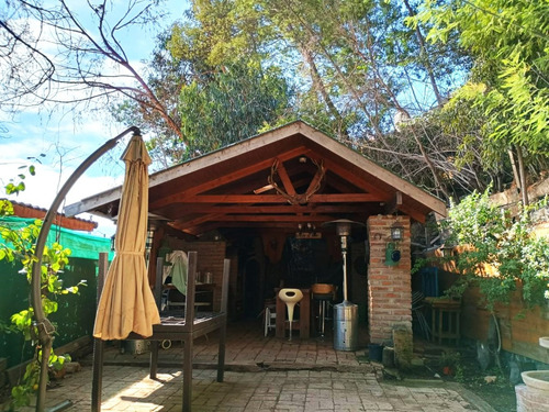 Arriendo Amplio Chalet Ubicado En Miraflores Bajo