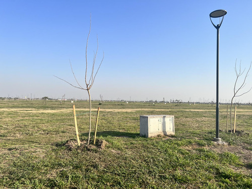 Venta Terreno En Barrio Vida Club De Campo Permuto
