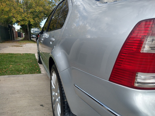 Volkswagen Bora 1.8 T Highline