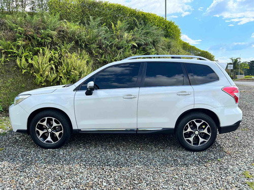 Imagen 8 de 10 de Subaru Forester 2015 2.0 Xt